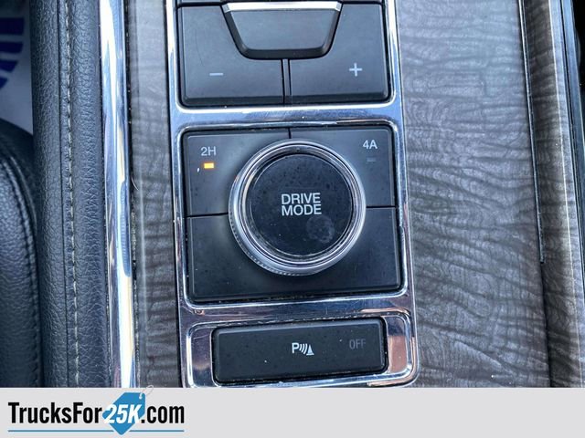 Used 2019 Ford Expedition Limited image 9