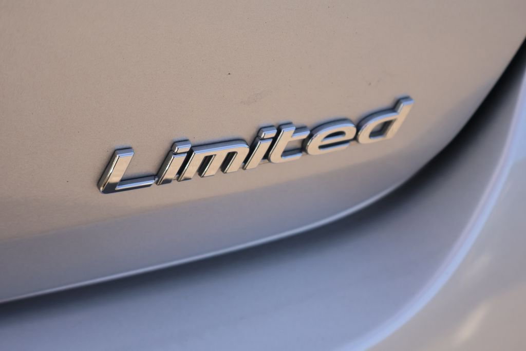 Used 2018 Hyundai Sonata Limited FWD image 11