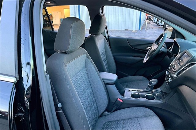 Used 2024 Chevrolet Equinox LT w/ LPO, Floor Liner Package image 29