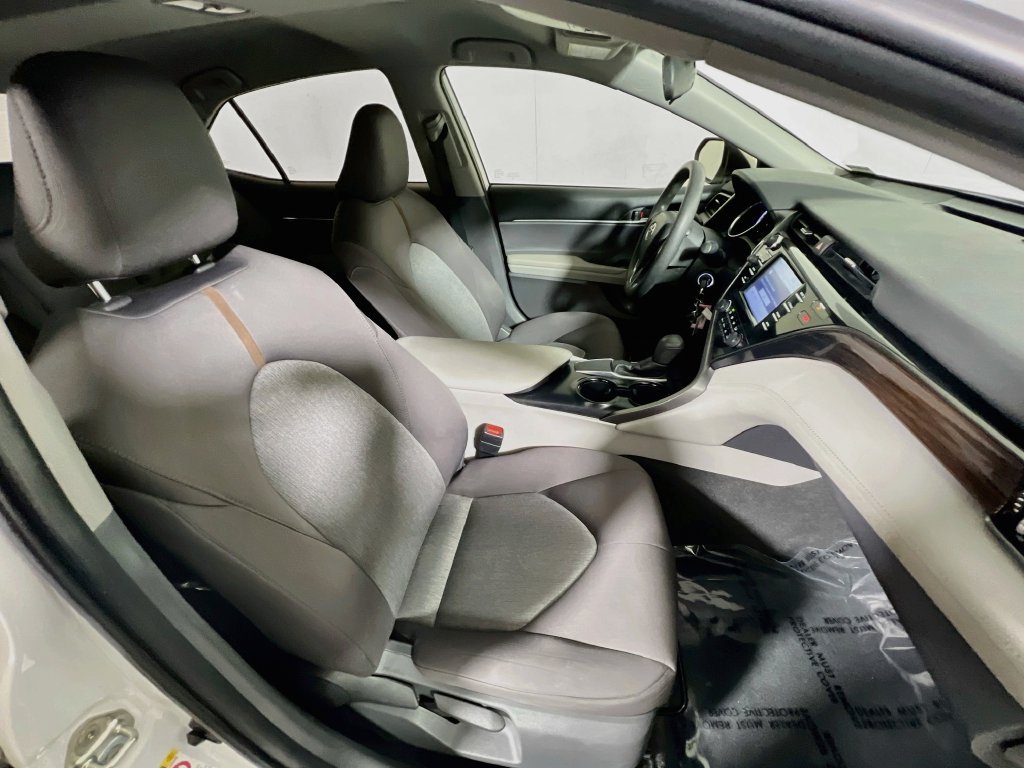 Certified 2019 Toyota Camry LE FWD image 22