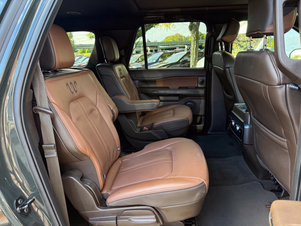 Used 2023 Ford Expedition Max King Ranch AWD/4WD image 33