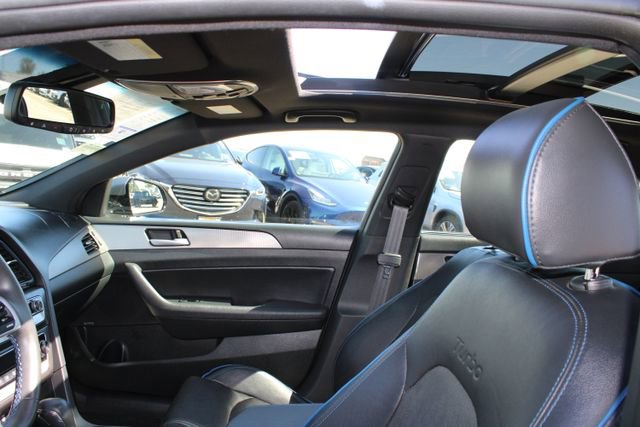 Used 2019 Hyundai Sonata Limited w/ Cargo Package image 28