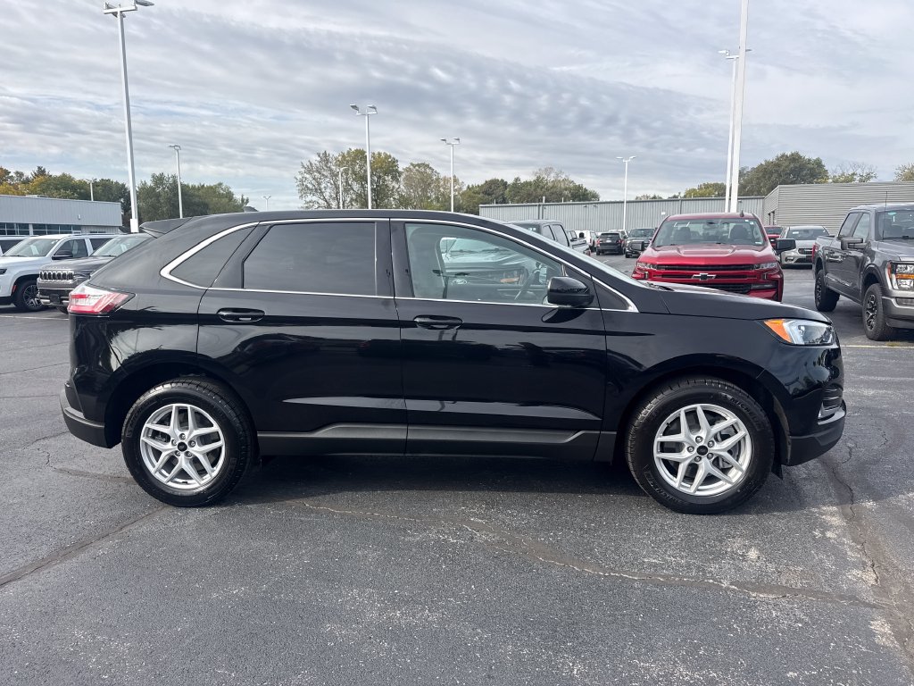 Used 2024 Ford Edge SEL w/ Convenience Package AWD/4WD image 6