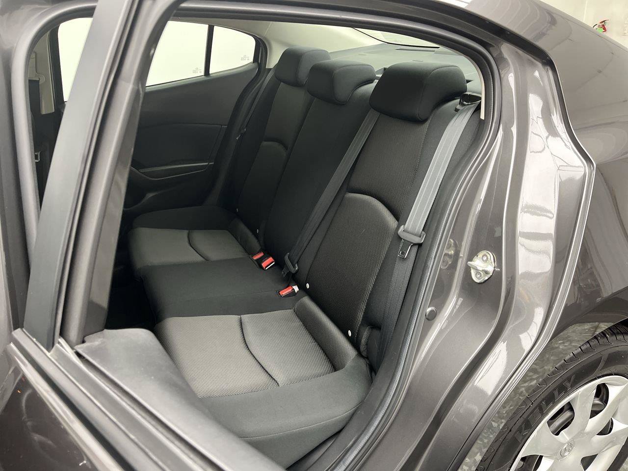Used 2017 MAZDA MAZDA3 Sport FWD image 9