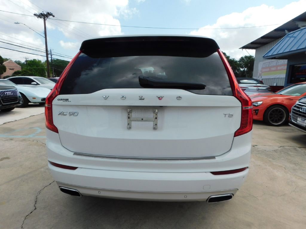 Used 2020 Volvo XC90 T5 Momentum w/ Protection Package Premier image 6