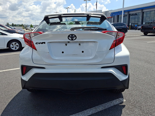 Used 2020 Toyota C-HR XLE FWD image 5