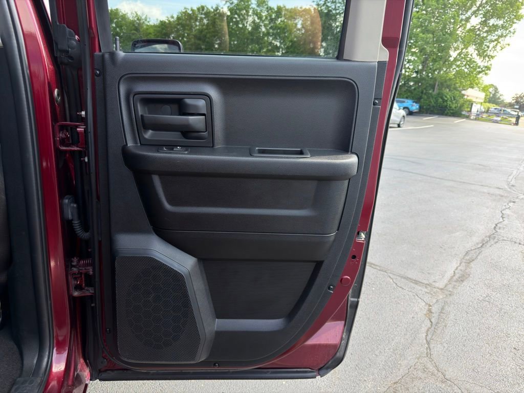 Used 2017 RAM 1500 ST w/ SXT Appearance Group AWD/4WD image 22