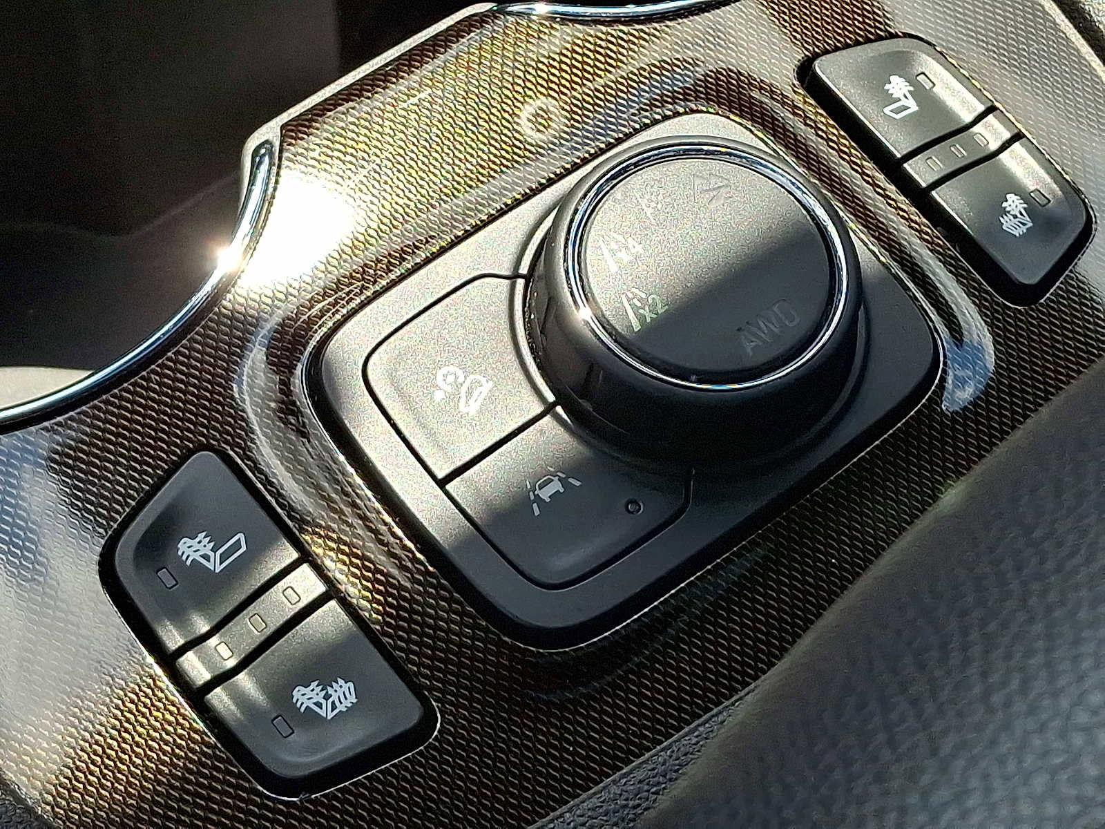 Used 2023 GMC Acadia AT4 AWD/4WD image 25
