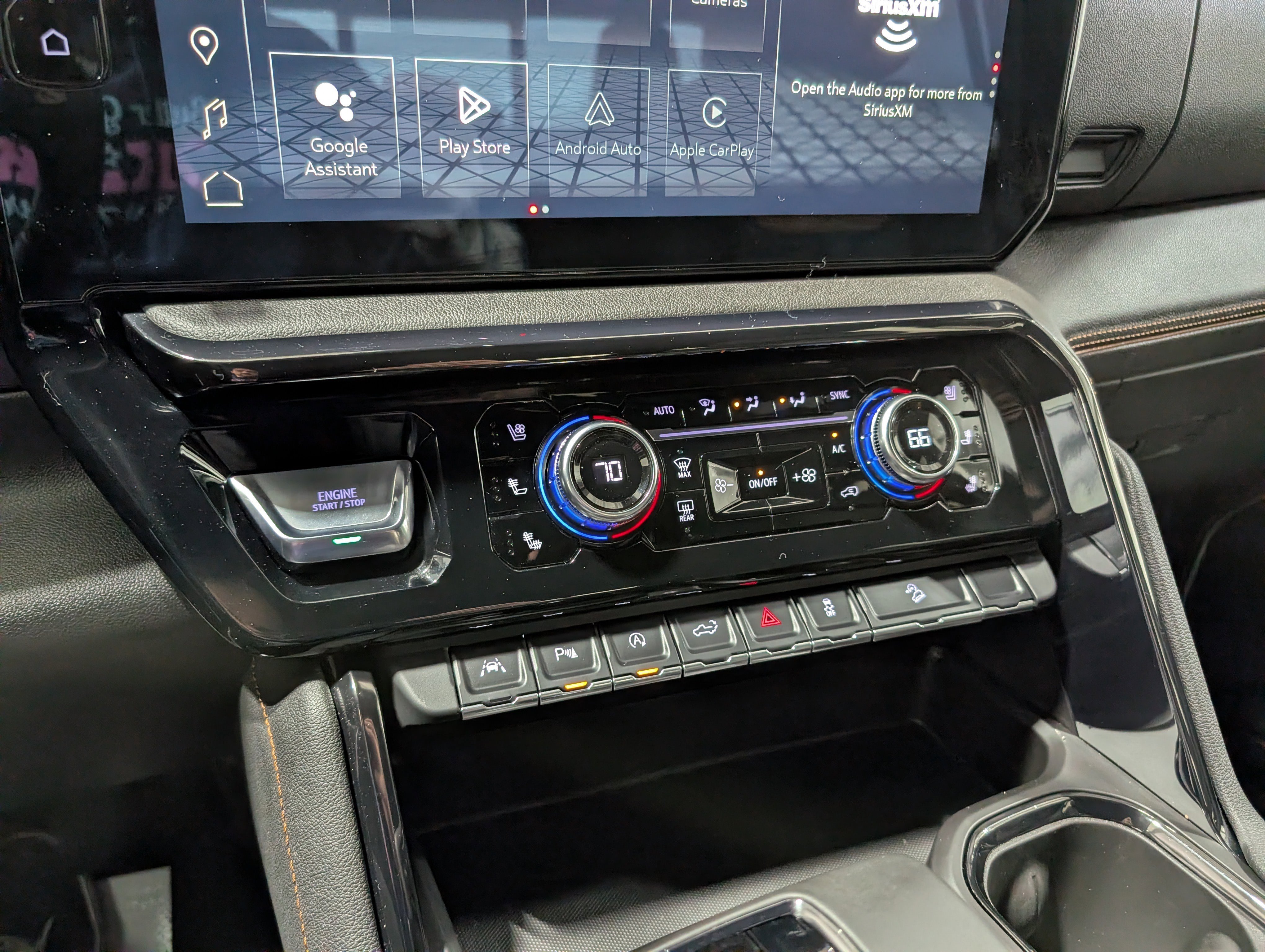 Used 2024 GMC Sierra 1500 AT4 w/ Technology Package image 27