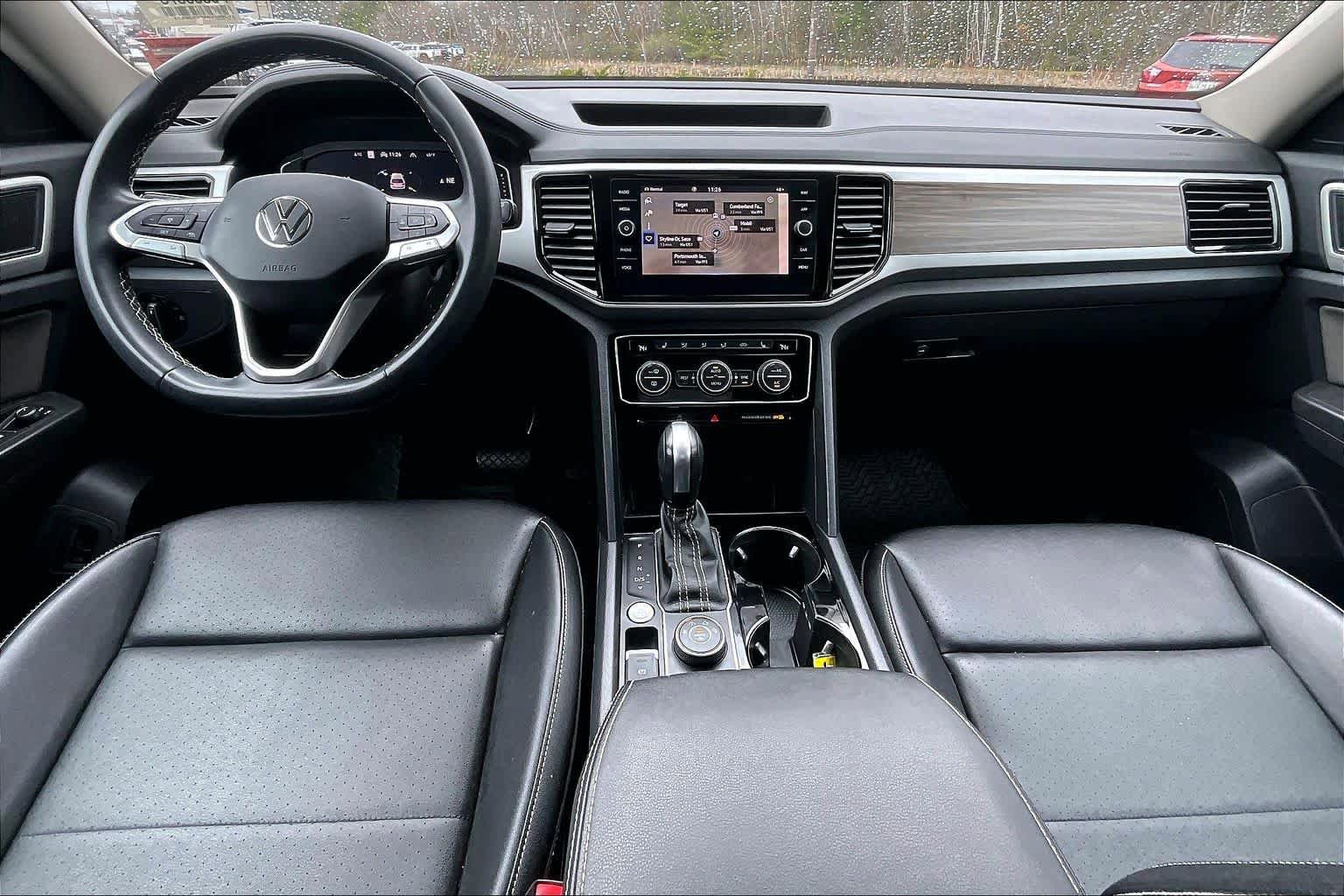 Used 2023 Volkswagen Atlas SEL AWD/4WD image 16