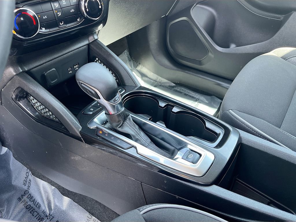 Used 2024 Chevrolet TrailBlazer LT w/ LT Cold Weather Package image 16