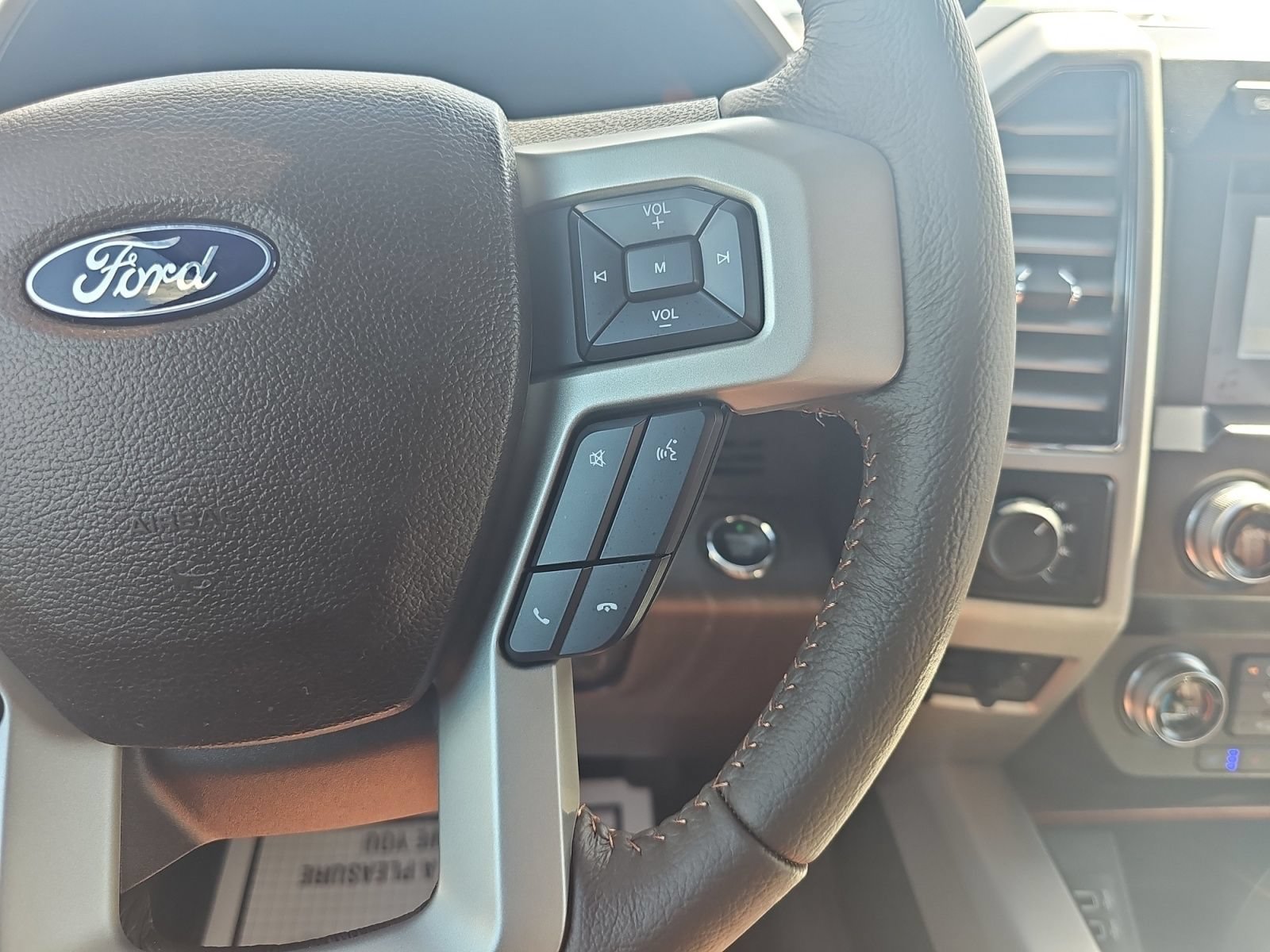 Used 2019 Ford F350 King Ranch w/ King Ranch Ultimate Package AWD/4WD image 33