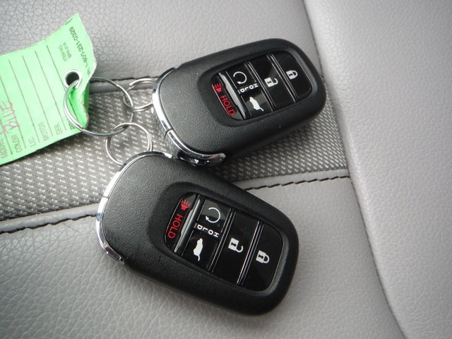 Used 2023 Honda Pilot EX-L image 40