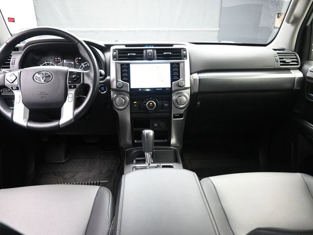 Used 2024 Toyota 4Runner SR5 Premium image 2