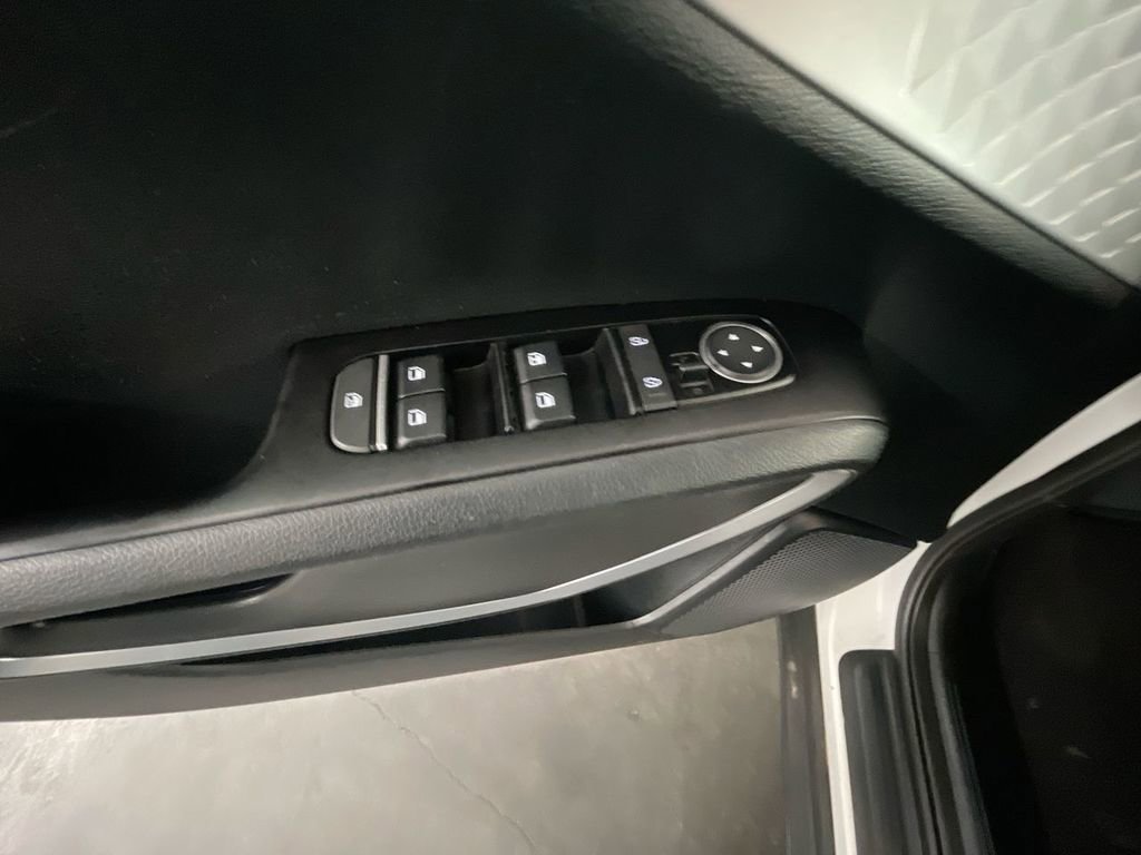 Used 2023 Kia Soul LX w/ LX Technology Package image 20