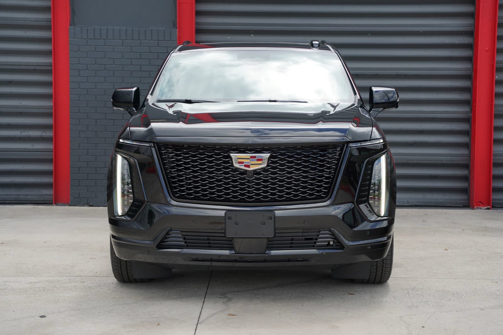 Used 2025 Cadillac Escalade Sport w/ Touring Package AWD/4WD image 4