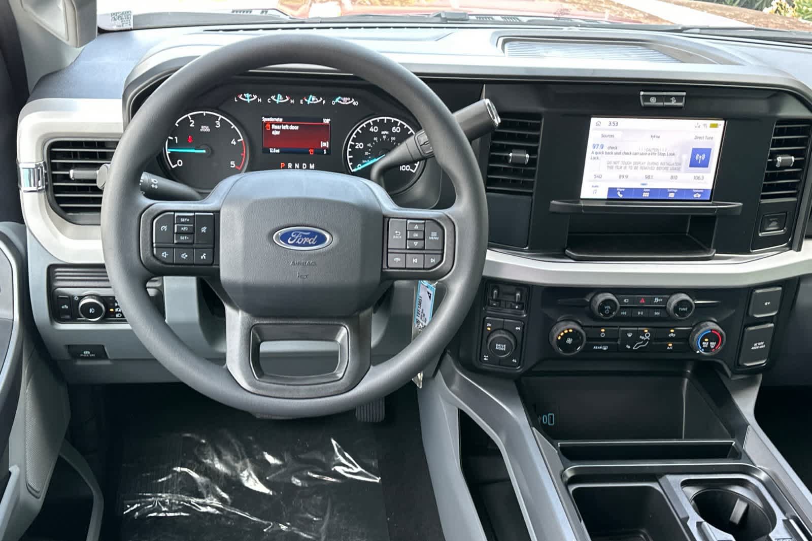 New 2026 Ford F250 XLT w/ 360-Degree Camera Package AWD/4WD image 15
