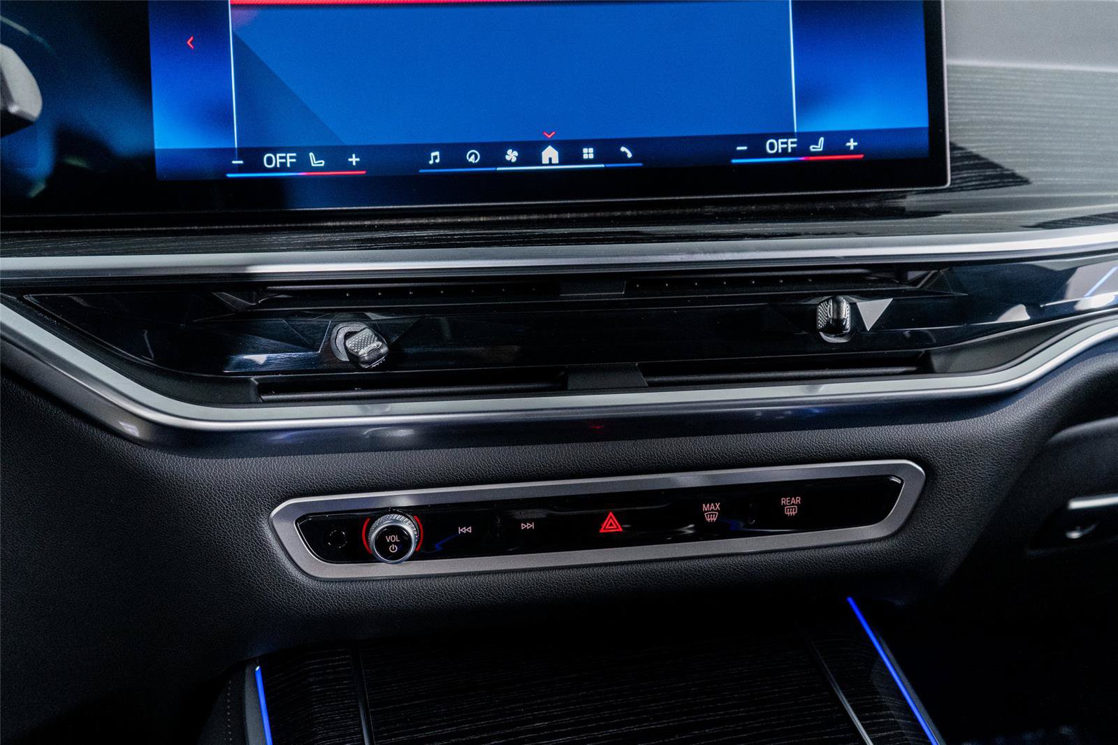 Used 2025 BMW X5 M60i AWD/4WD image 39