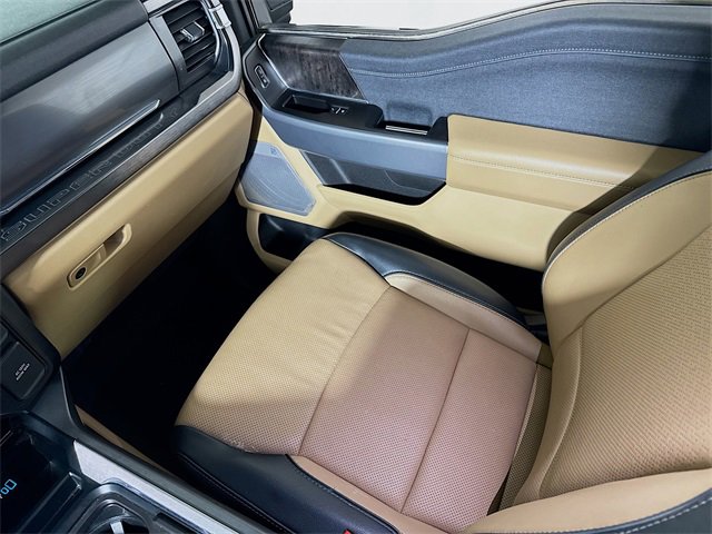 Used 2023 Ford F250 Lariat w/ Chrome Package image 22