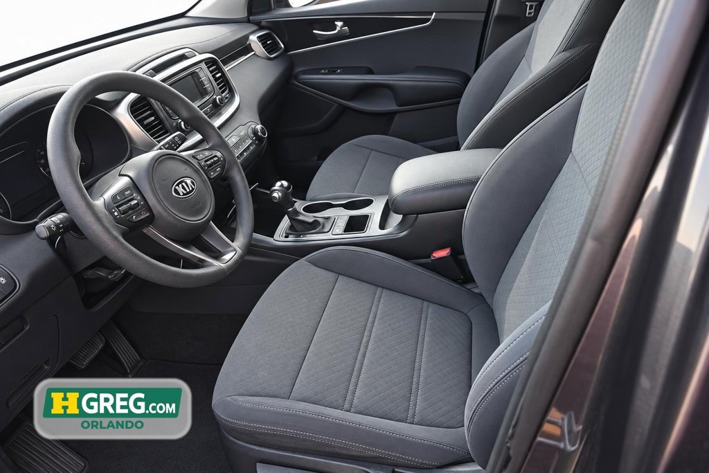 Used 2017 Kia Sorento AWD image 10