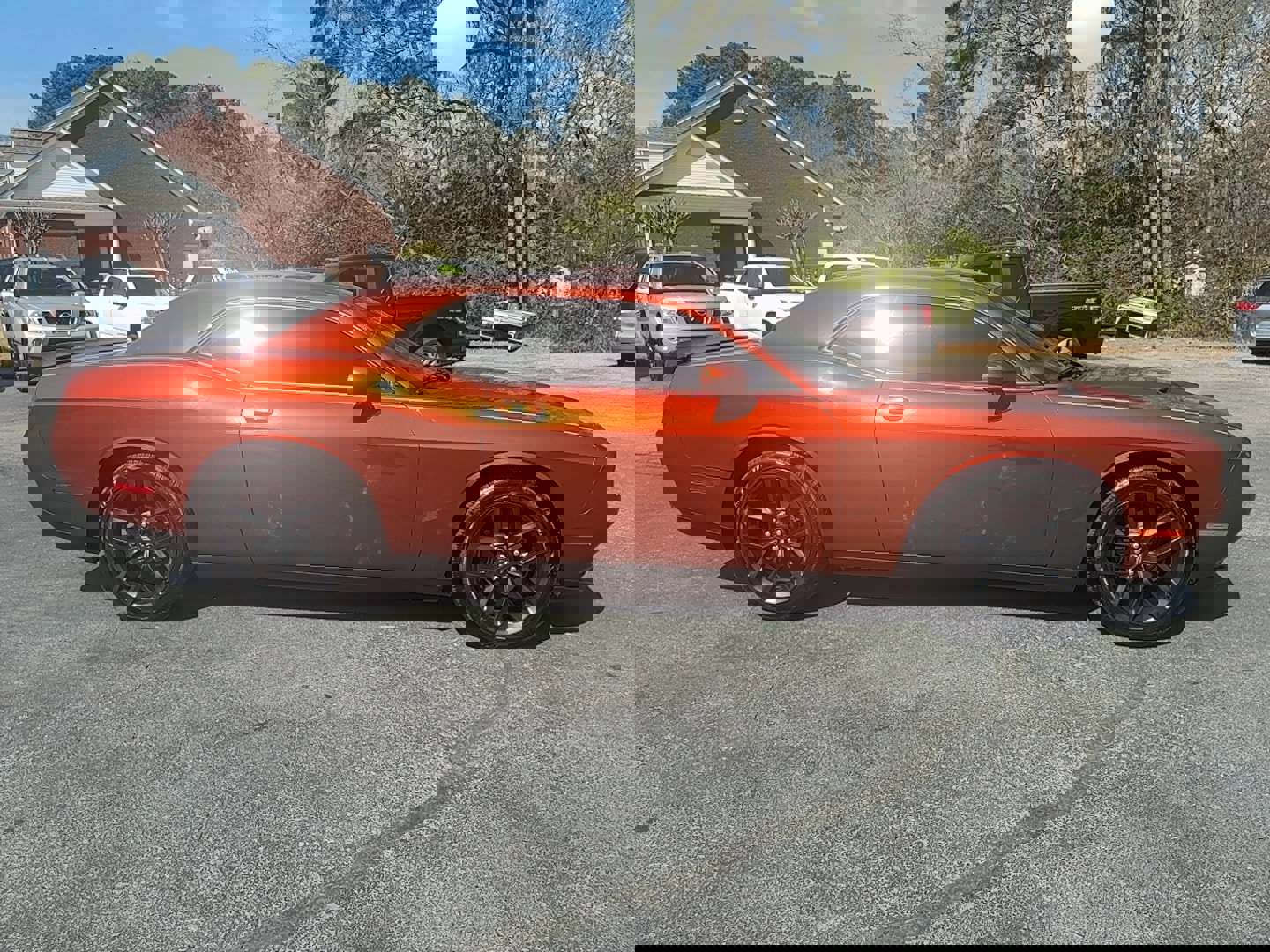 Used 2020 Dodge Challenger SXT w/ Blacktop Package image 4