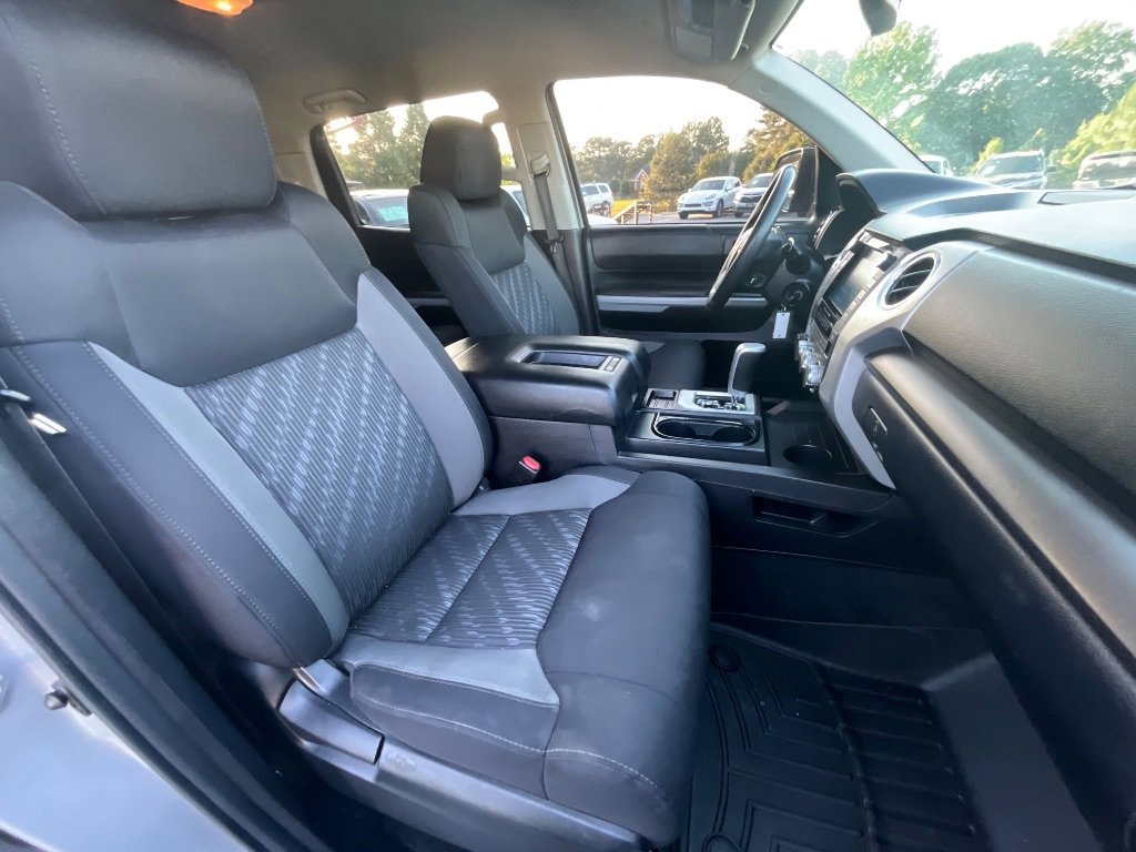 Used 2021 Toyota Tundra SR5 AWD/4WD image 29