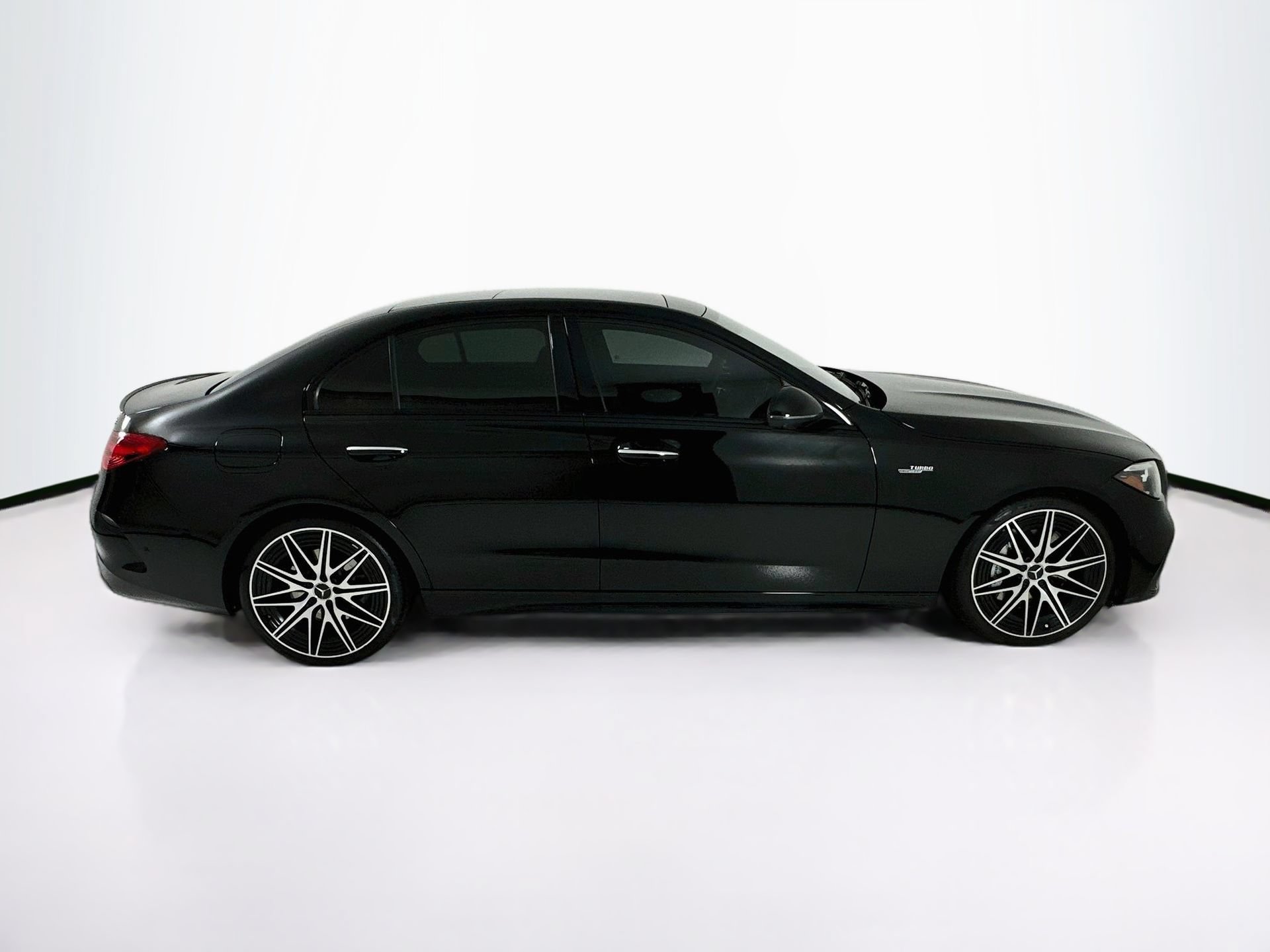 Used 2025 Mercedes-Benz C 43 AMG 4MATIC Sedan image 9