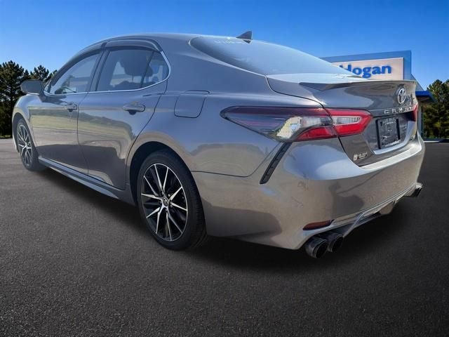 Used 2024 Toyota Camry SE FWD image 4