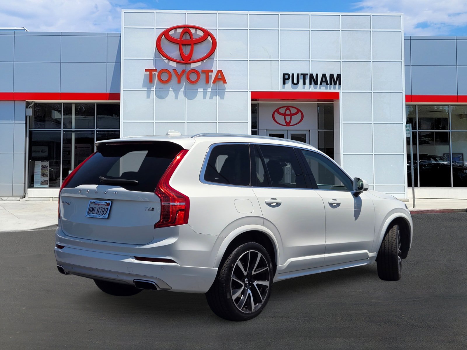 Used 2020 Volvo XC90 T6 Momentum AWD/4WD image 4