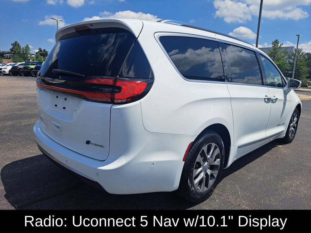 Certified 2022 Chrysler Pacifica Pinnacle FWD image 4