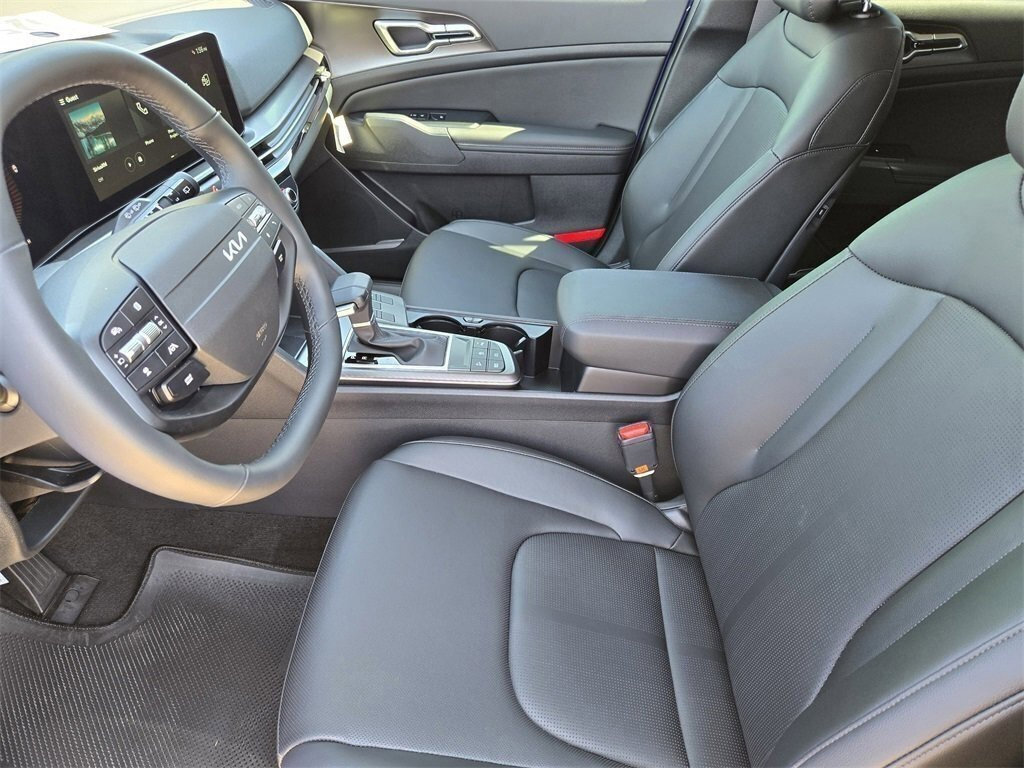 New 2026 Kia Sportage EX w/ EX Panorama Roof Package image 14