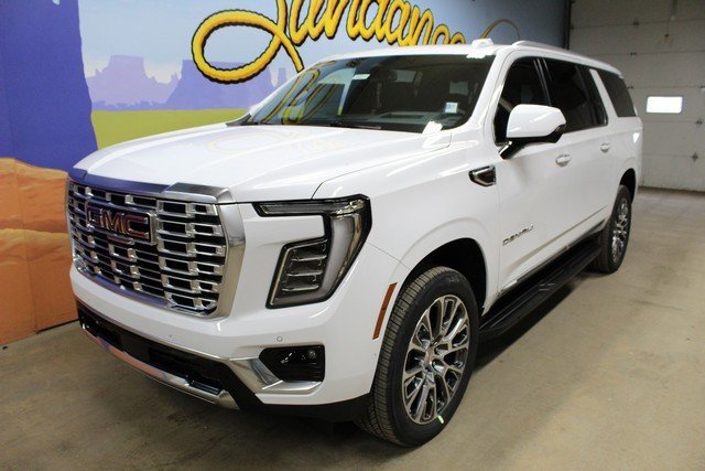 New 2026 GMC Yukon XL Denali image 8