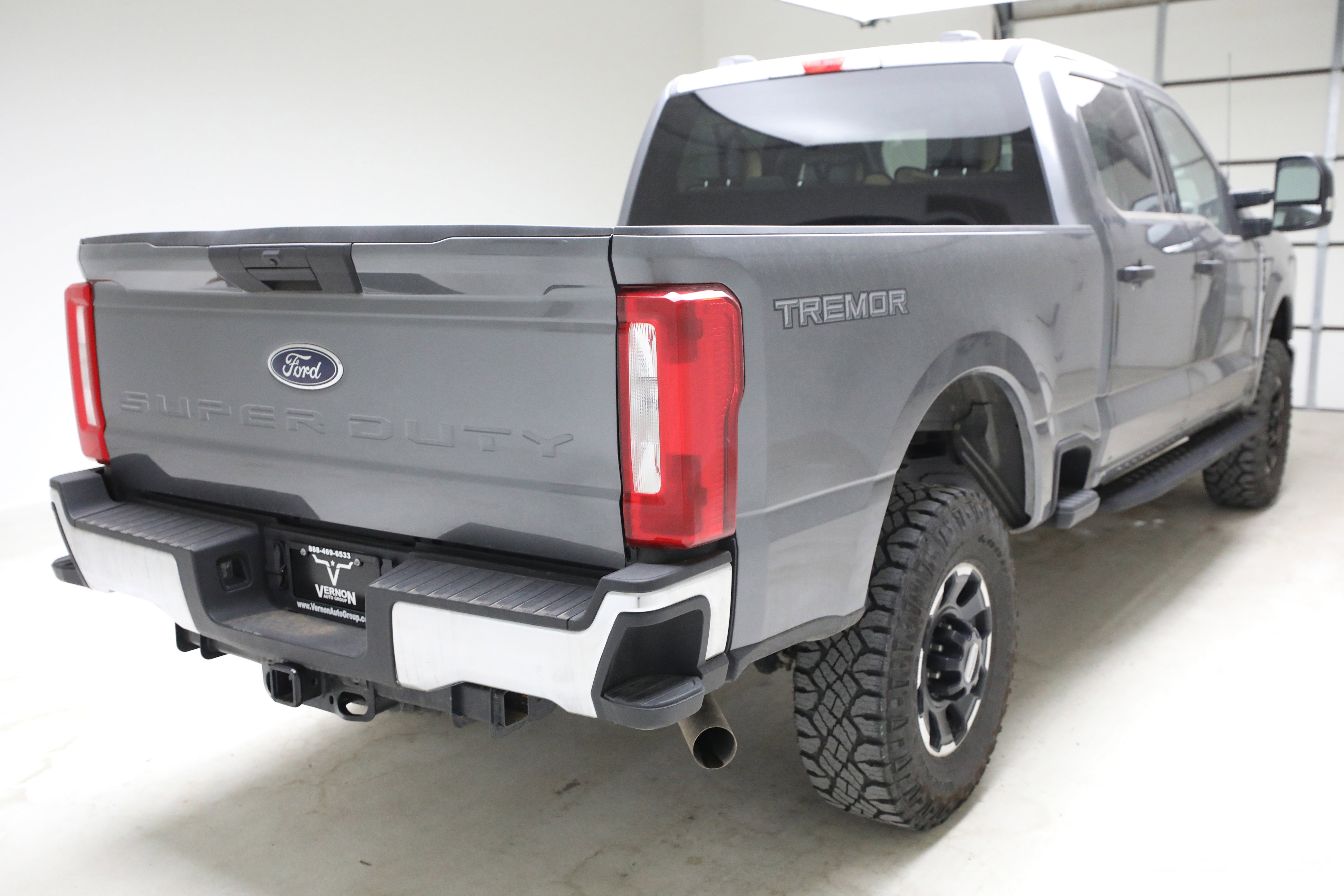 Used 2025 Ford F250 XLT w/ Tremor Off-Road Package AWD/4WD image 5
