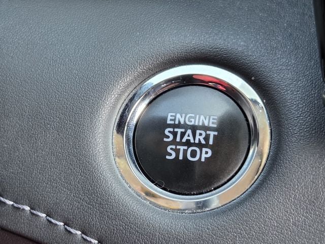 Used 2023 Toyota Highlander XLE FWD image 25