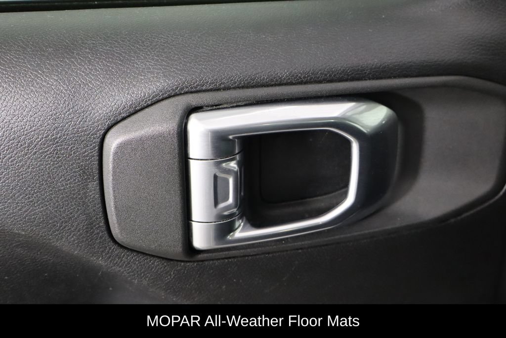 Used 2021 Jeep Wrangler Sport AWD/4WD image 20