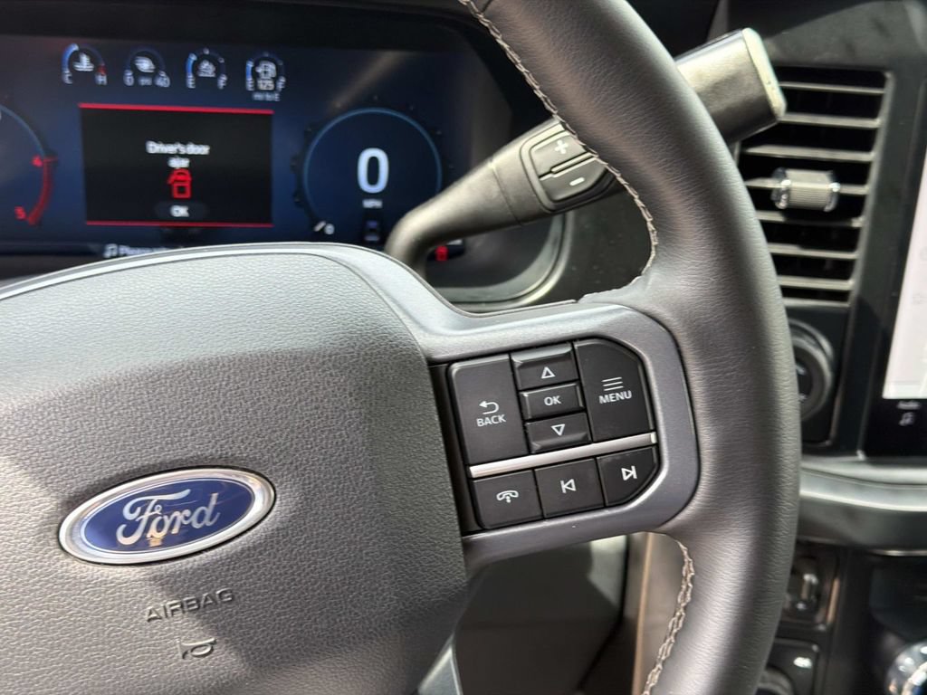 Used 2025 Ford F250 Lariat w/ Lariat Ultimate Package AWD/4WD image 26