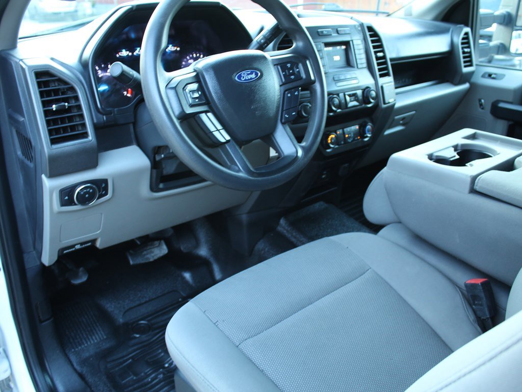 Used 2022 Ford F250 XL w/ Power Equipment Group image 12