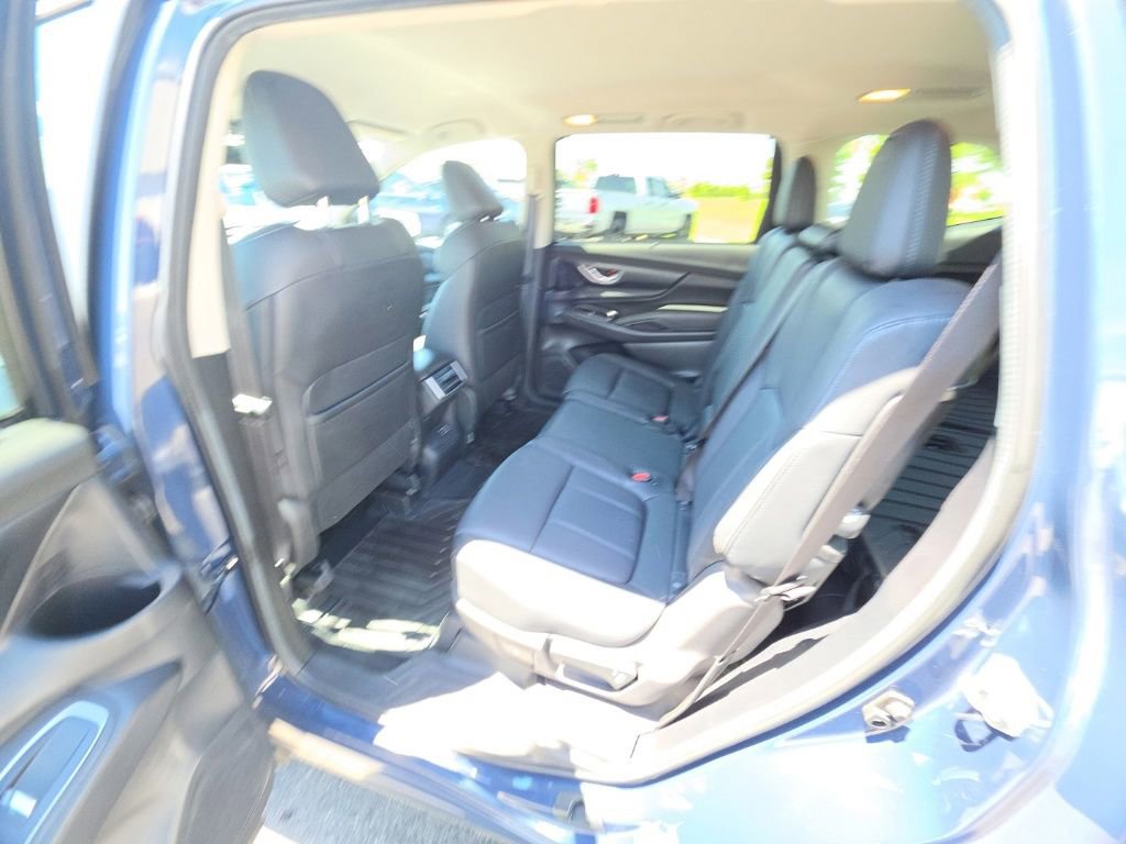 Used 2023 Subaru Ascent Limited AWD/4WD image 26