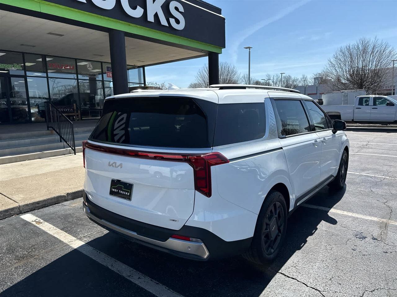 Used 2026 Kia Carnival SX image 8