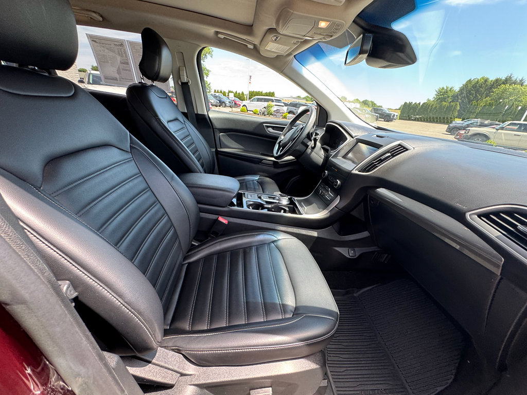 Used 2019 Ford Edge SEL w/ Equipment Group 201A AWD/4WD image 11