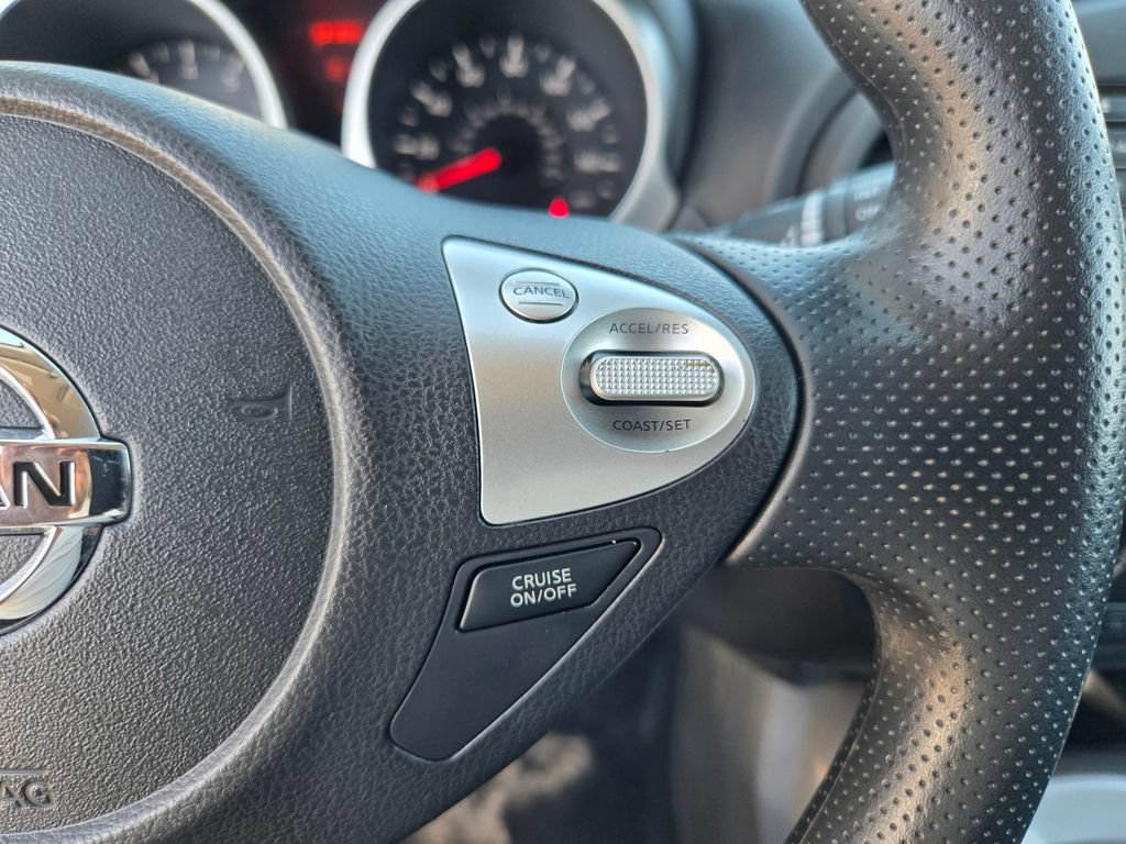 Used 2016 Nissan Juke S FWD image 23