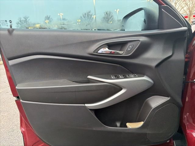 Used 2024 Chevrolet Trax LS image 13