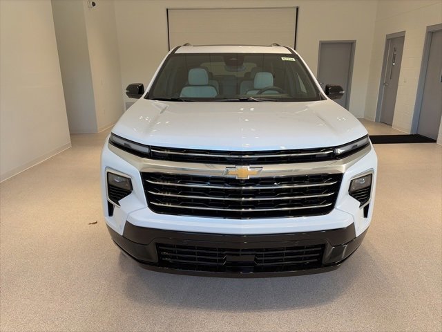 New 2026 Chevrolet Traverse High Country w/ LPO, Floor Liner Package image 2