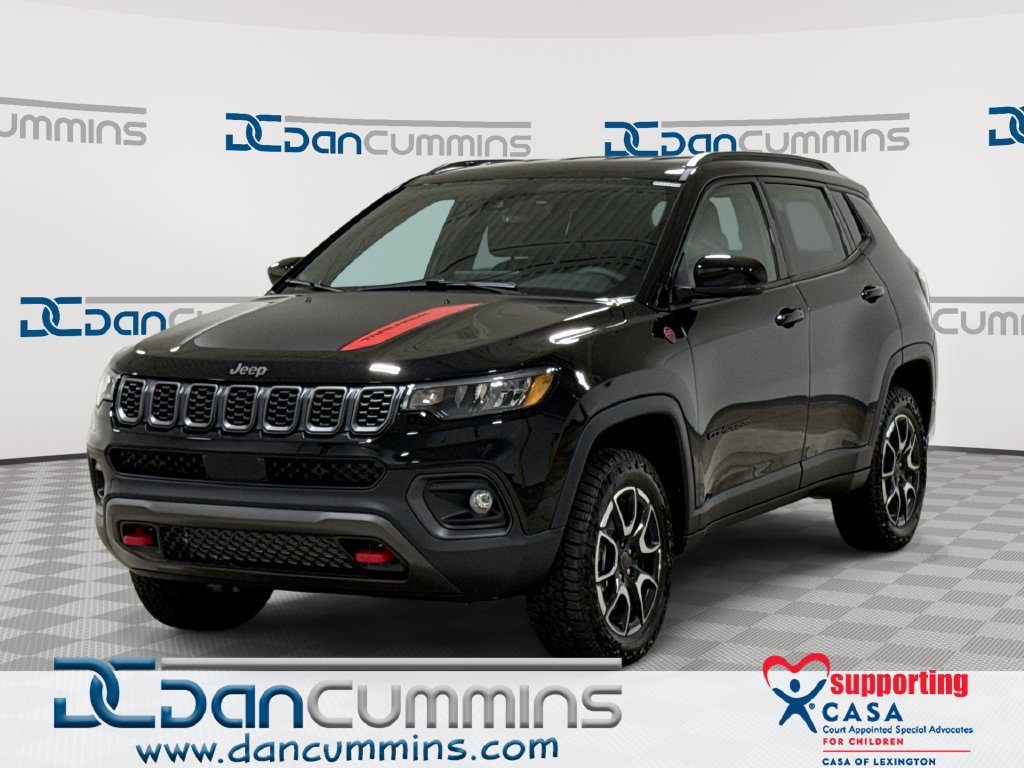 New 2026 Jeep Compass Trailhawk AWD/4WD image 1