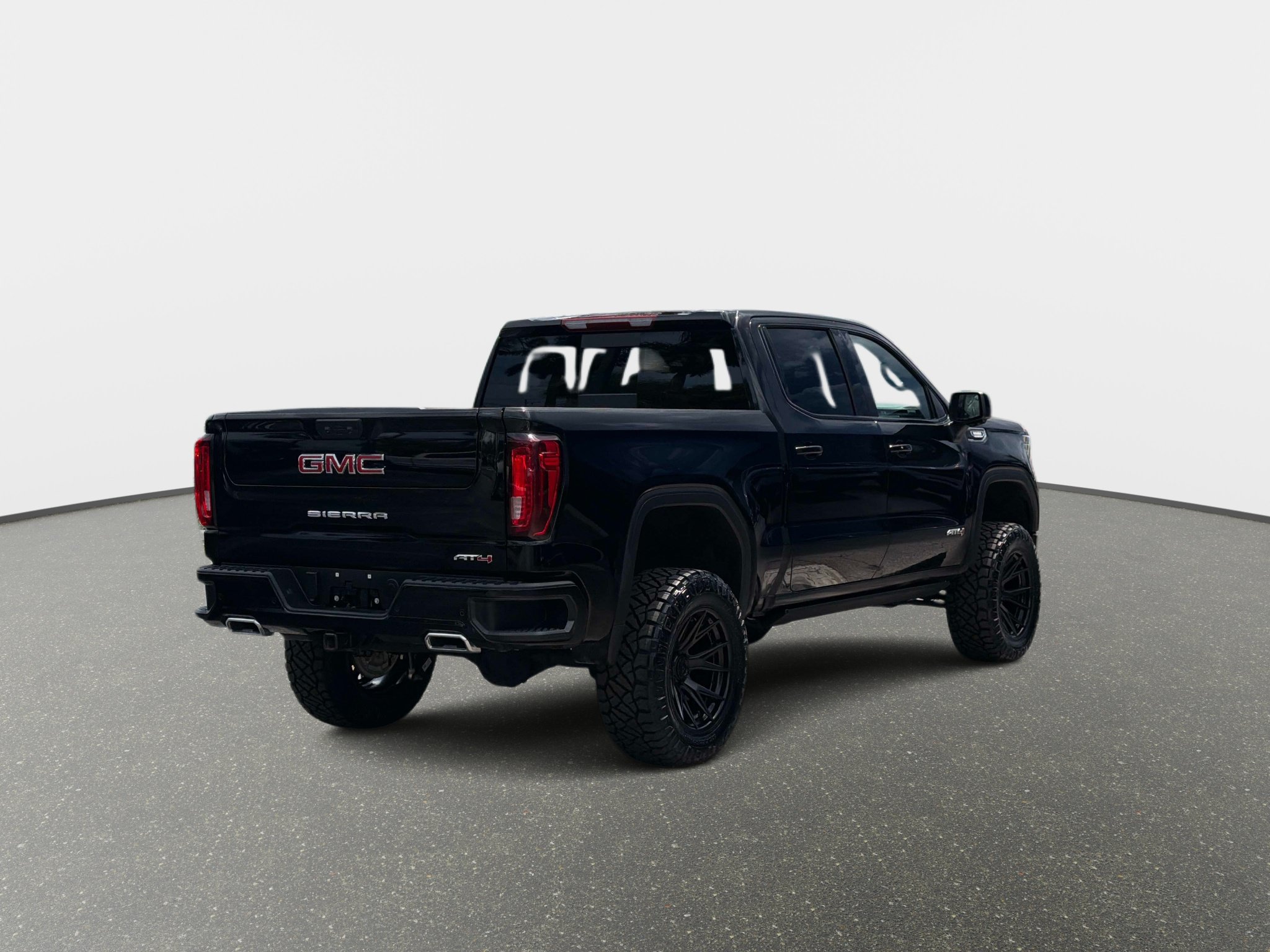 Used 2025 GMC Sierra 1500 AT4 w/ AT4 Premium Package AWD/4WD image 5