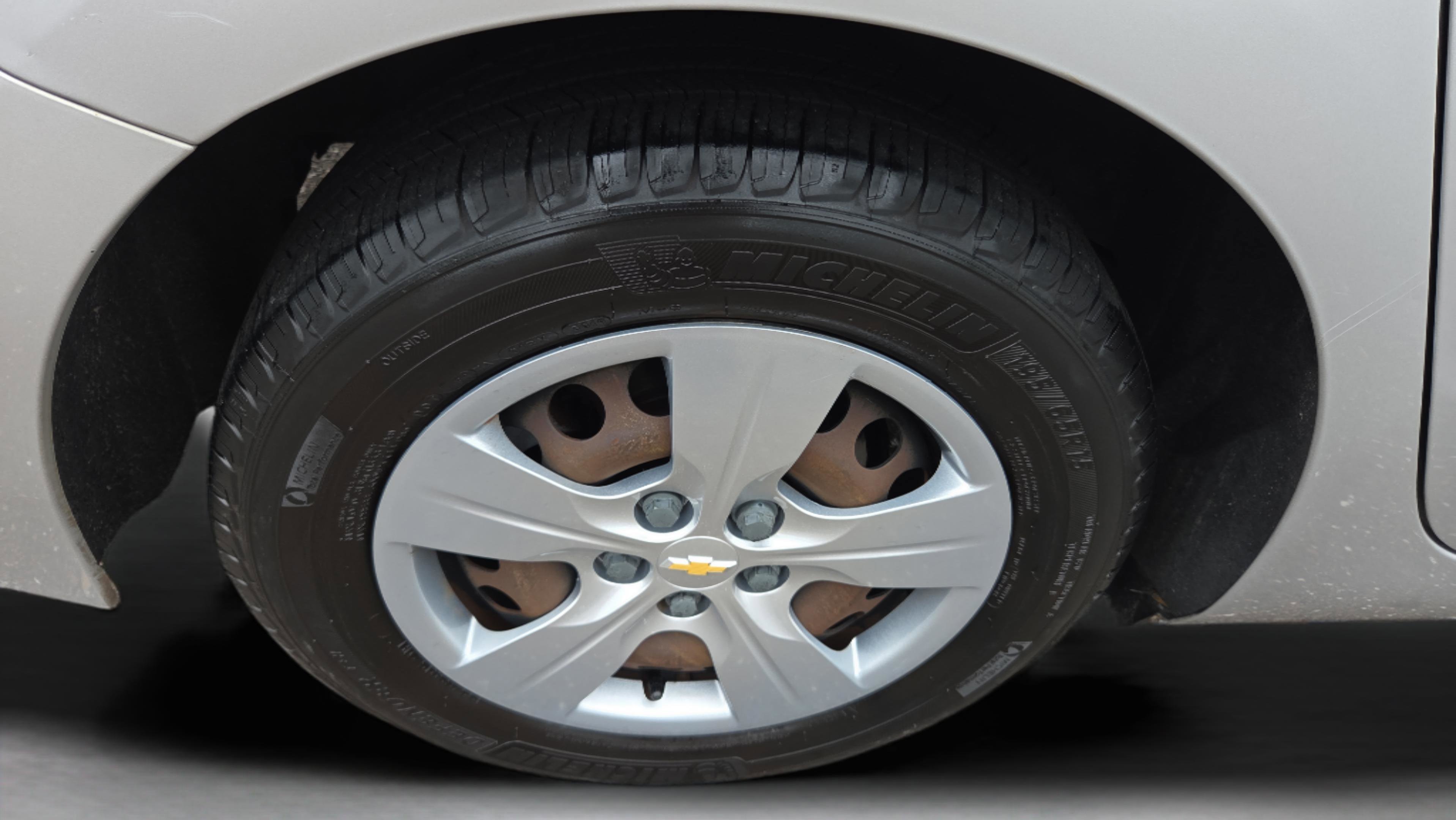 Used 2018 Chevrolet Cruze LS image 21