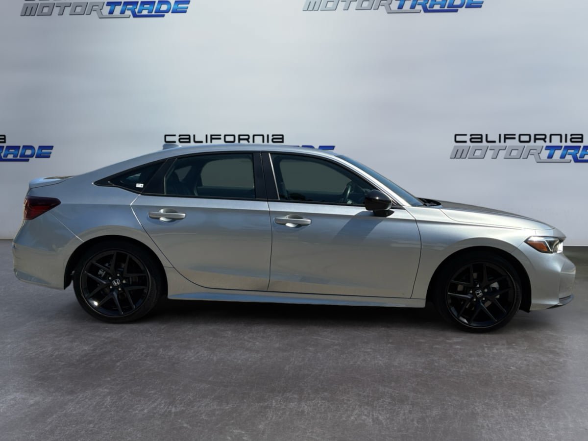 Used 2026 Honda Civic Sport image 4