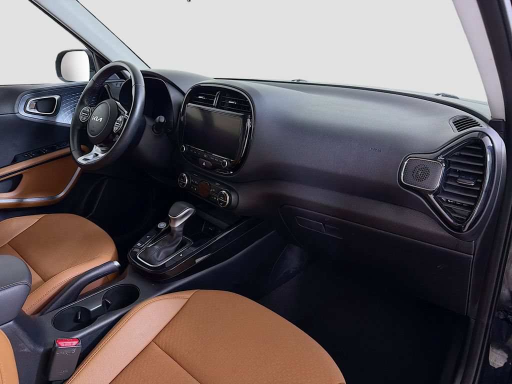 Used 2024 Kia Soul EX w/ Option Group 015 FWD image 30