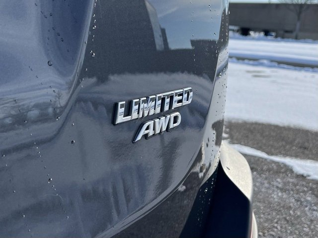 Used 2015 Toyota RAV4 Limited image 13