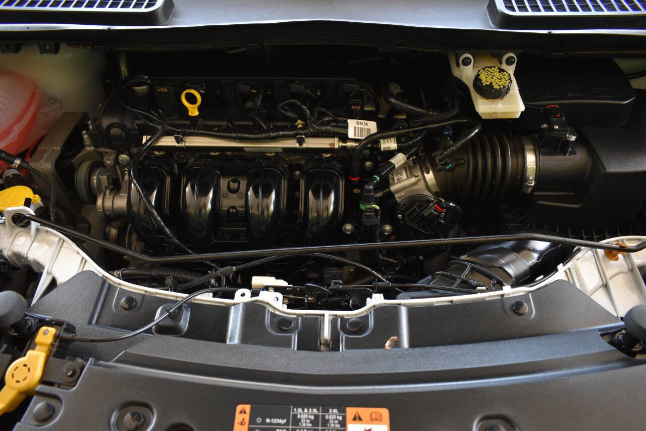 Used 2019 Ford Escape S image 43